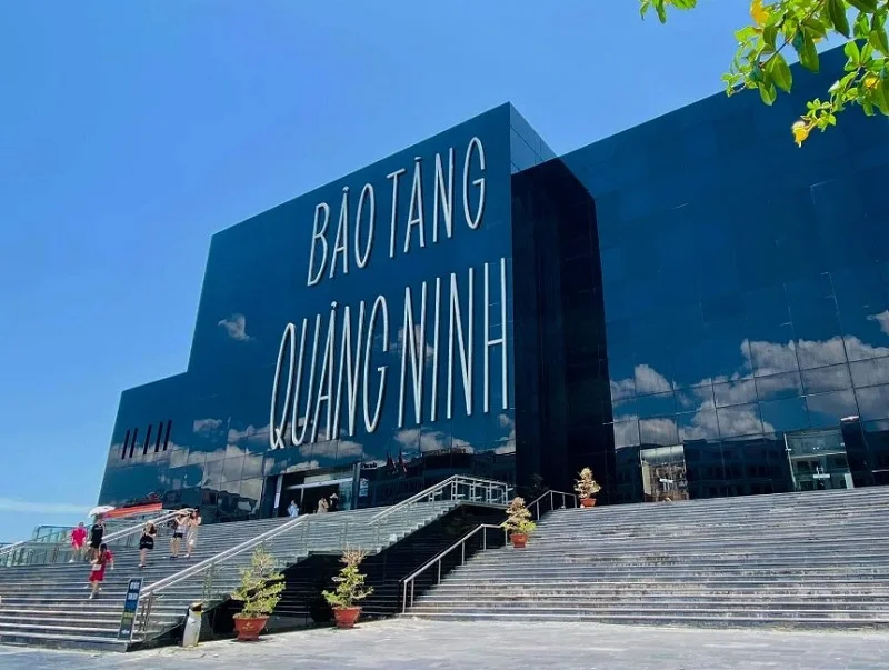 Bảo tàng Quảng Ninh